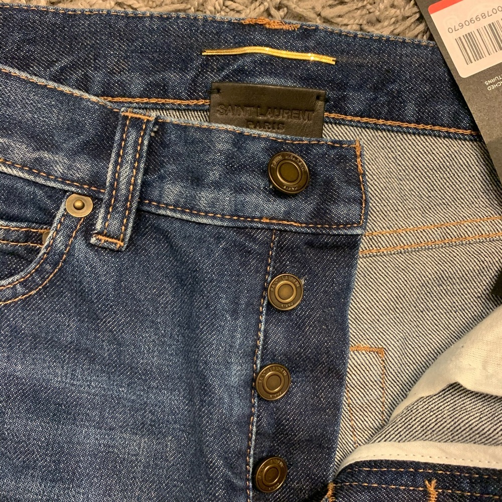 Jeans - Picture 3 of 10